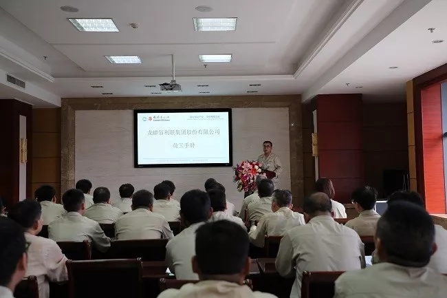 1563149925830083479.jpg 640.webp.jpg