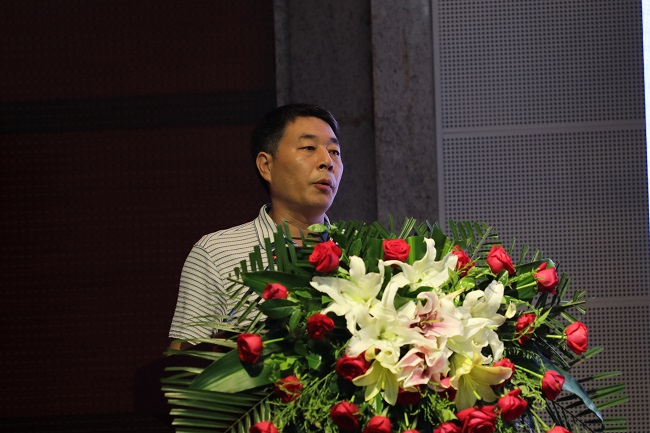 1563711219545033573.jpg ÐÂÖÊÁϹ«Ë¾×Ü˾ÀíÁõºìÐÇ×÷ÂÈ»¯·¨¶þÆÚÏîÄ¿±¨¸æ.jpg