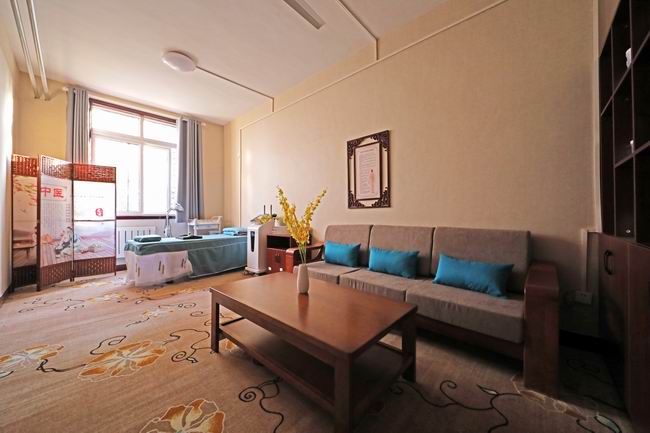 D:desktop\u65e5������\u5fae�ż���վ?9.12.17-΢�ż���վ����-��ҽ������ ϸ΢�ذ�ů����?9.12.17-΢�ż���վ����-��ҽ������ ϸ΢�ذ�ů����H2A0218.jpg