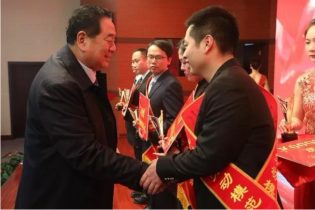 1579265993944085809.png 4.png